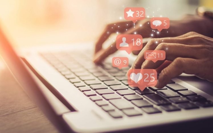 10 Passos Pra Você Conseguir Uma Estratégia Vencedora Para Você Se Tornar Um Influencer Digital Um livro Sobre Midias Sociais para Marketing de Relacionamento